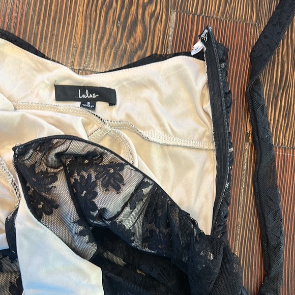 Lulus Made of Allure Black Floral Mesh Lace Ruched Bodycon Midi Dress Size Small - Picture 10 of 12